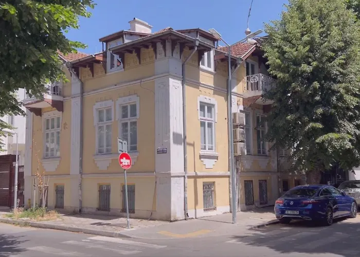 Apo - Center By Flat Manаger 바르나