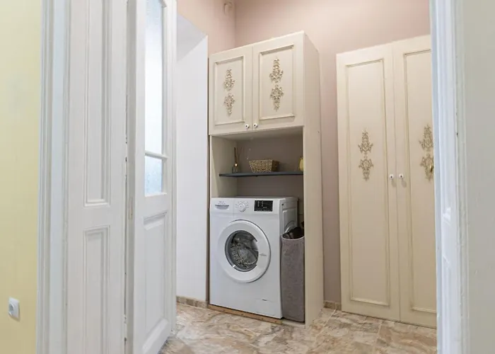 아파트 Apo - Center By Flat Manаger 바르나