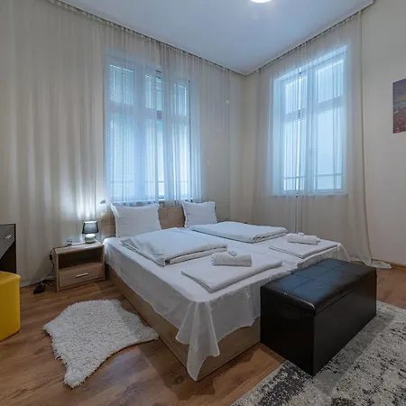 Apo - Center Apartment