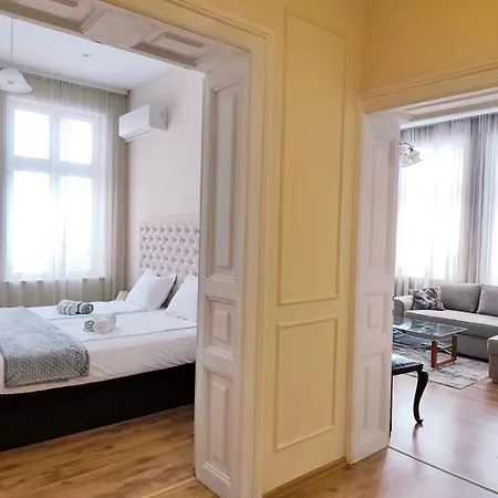 Apo - Center By Flat Manаger Apartment