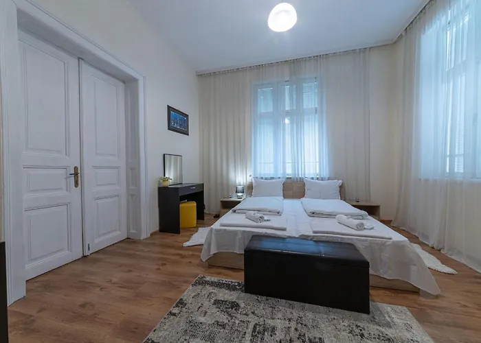 Apartment Apo - Center By Flat Manаger