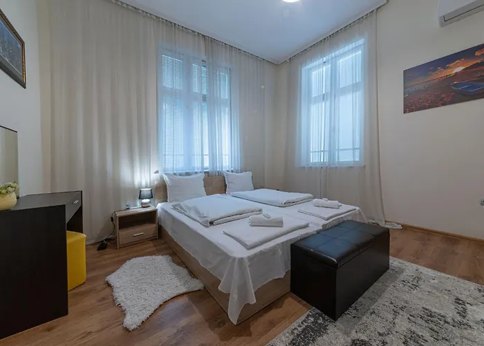 Apo - Center By Flat Manаger Apartment